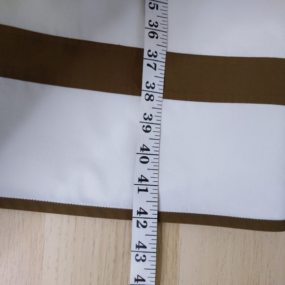 Trademark Dress 4 Coperta Stripe White Brown - Picture 5 of 8